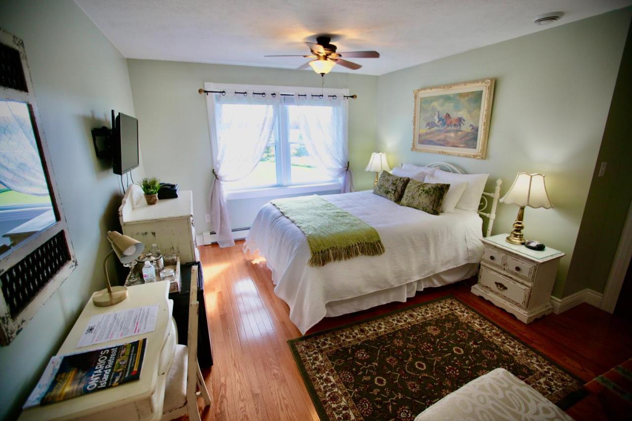 Twin Peaks B&B Mindemoya Ruang foto